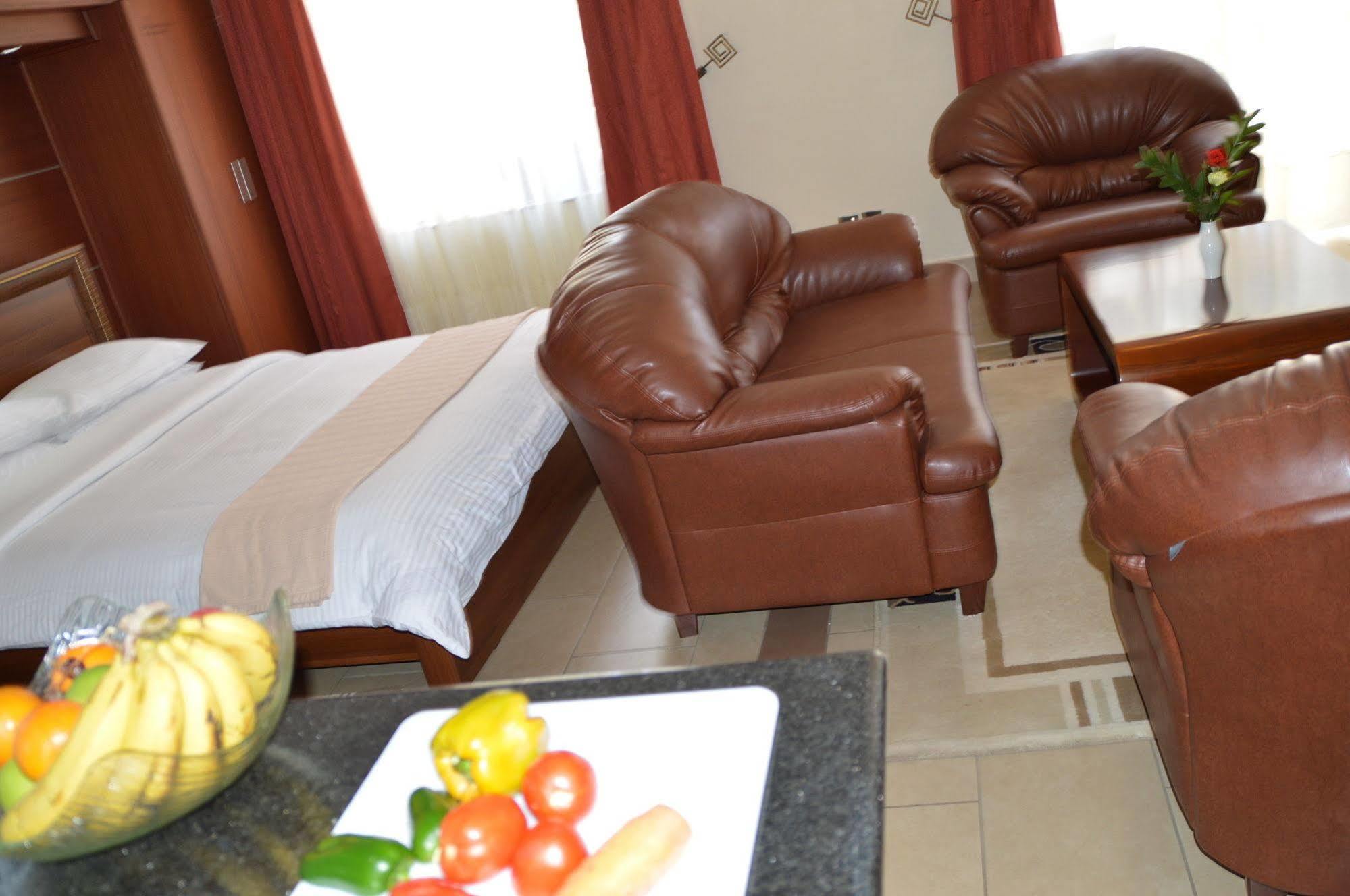 Norfolk Towers Serviced Apartment -Nairobi, City Centre Cbd Екстер'єр фото